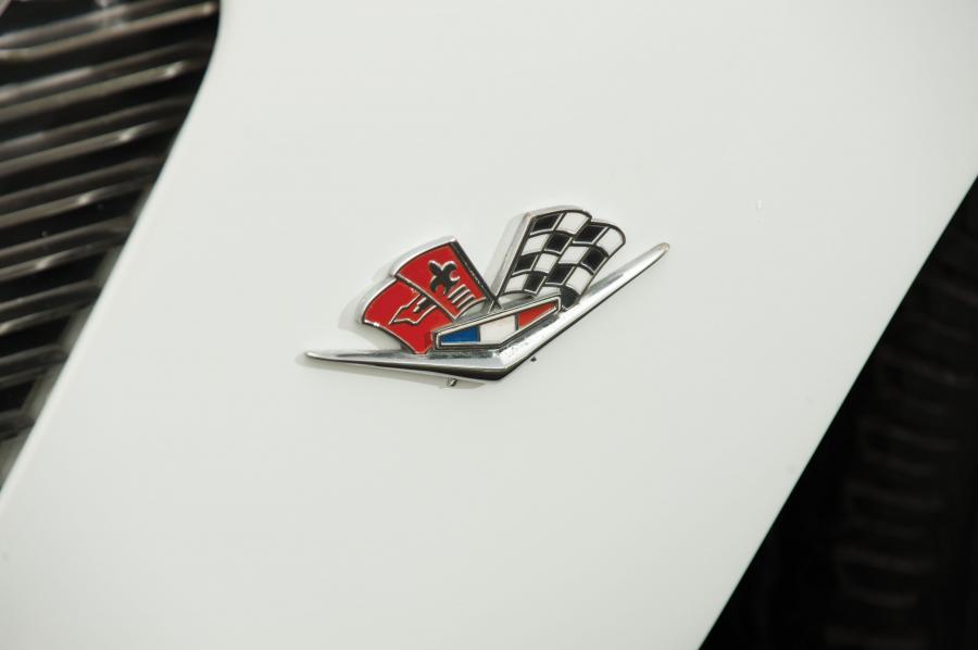  Chevrolet Corvette Convertible 1962 года  (фото 43 из 55)